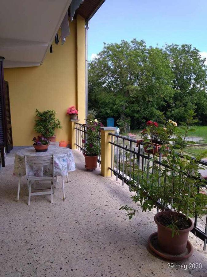 Bed and Breakfast Beb Infamiglia Cascinette Exterior foto